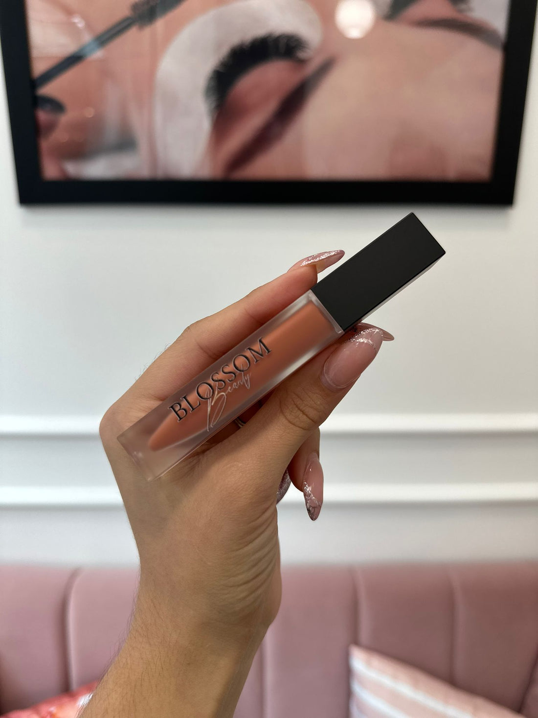 Lápiz labial mate- Adel