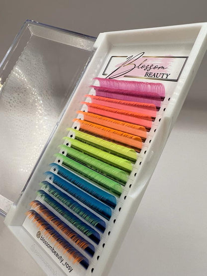 Pestañas de volumen hechas a mano de color UV - Edición limitada